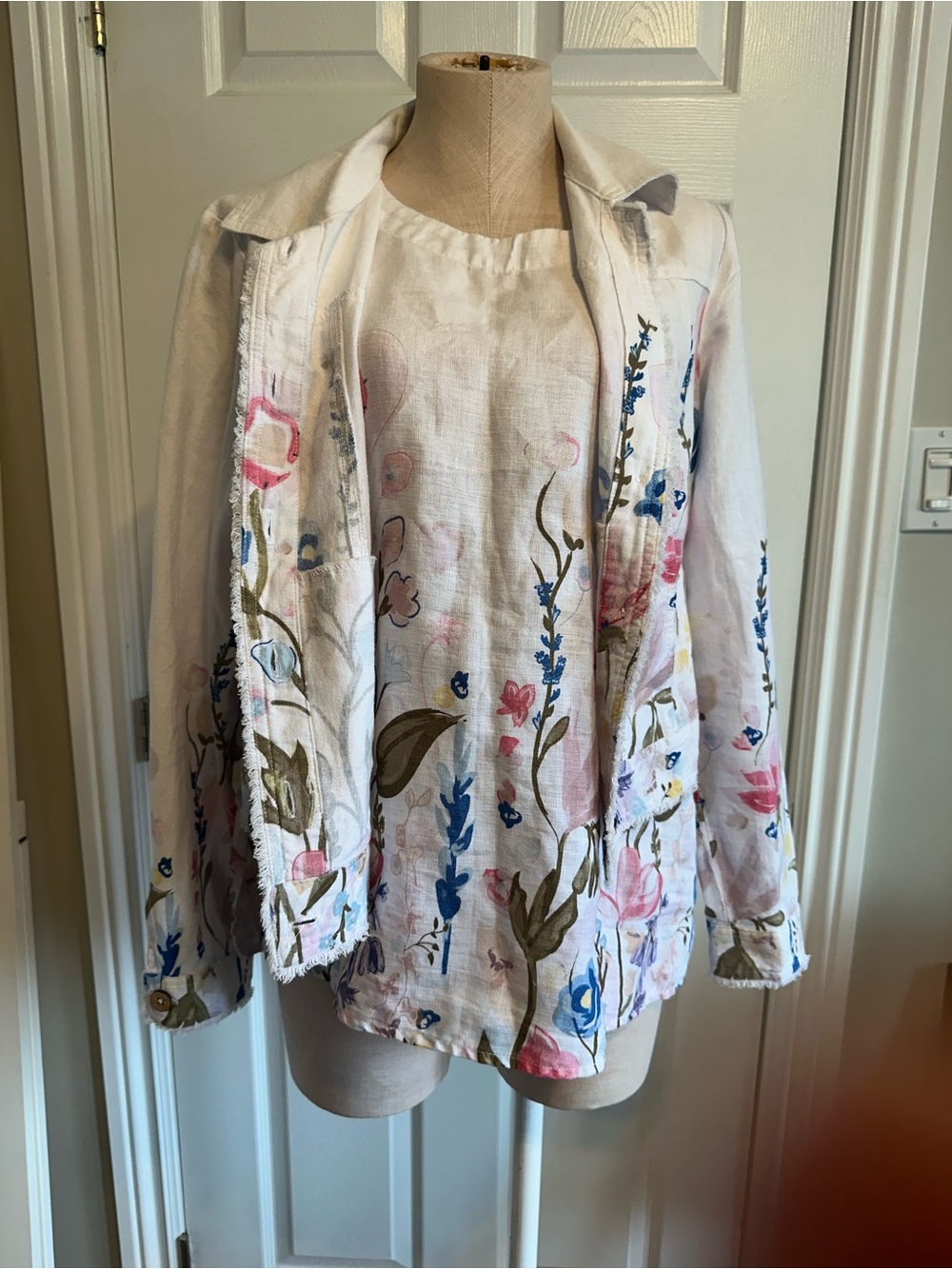 CHARLIE B Floral Linen Top and Jacket